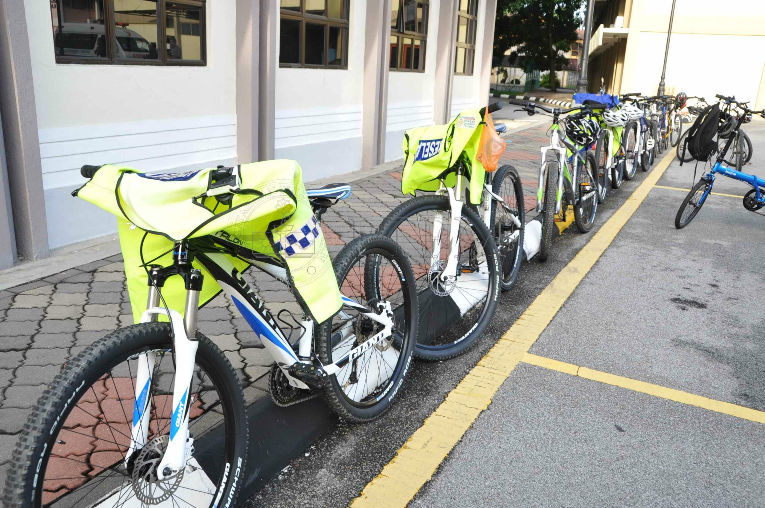 PRO 14 117 ROKOK PRO 9115